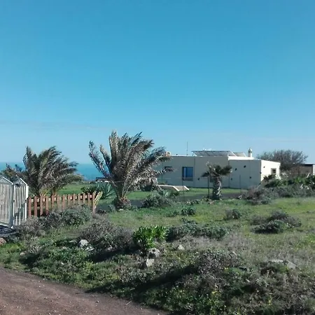 Bed & Breakfast Finca Nada Mas B&B